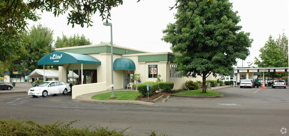 More Photos Of 1821-1891 Pioneer Pky E, Springfield Unknown For Lease