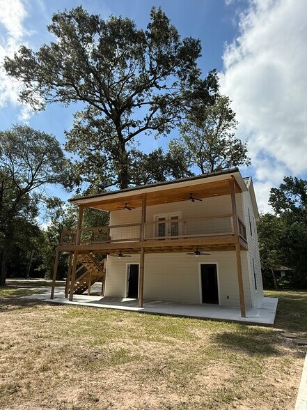 More Photos Of 17404 Reiss Trl, New Caney Apartments For Sale