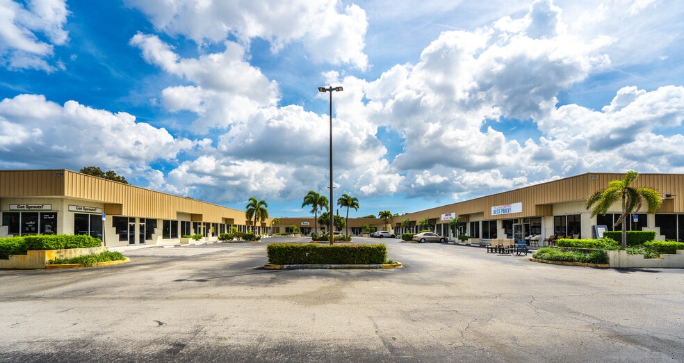 More Photos Of 6758 N Military Trl, West Palm Beach Unknown For Lease