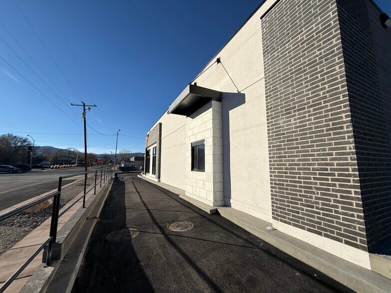 More Photos Of 385 S Main St, Richfield Storefront For Lease