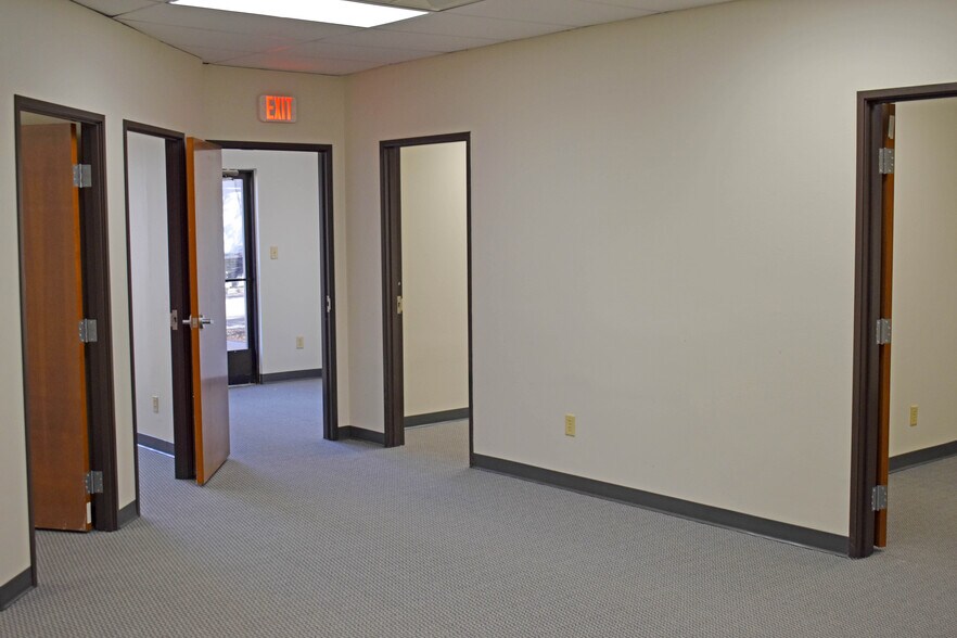 More Photos Of 720 E Park Blvd, Plano Office For Lease