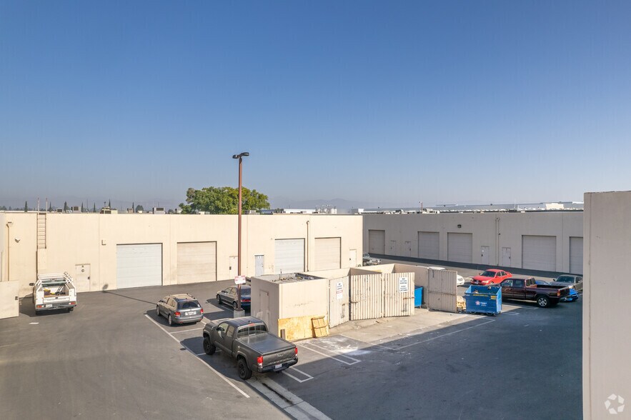 More Photos Of 1200 N Jefferson St, Anaheim Showroom For Sale