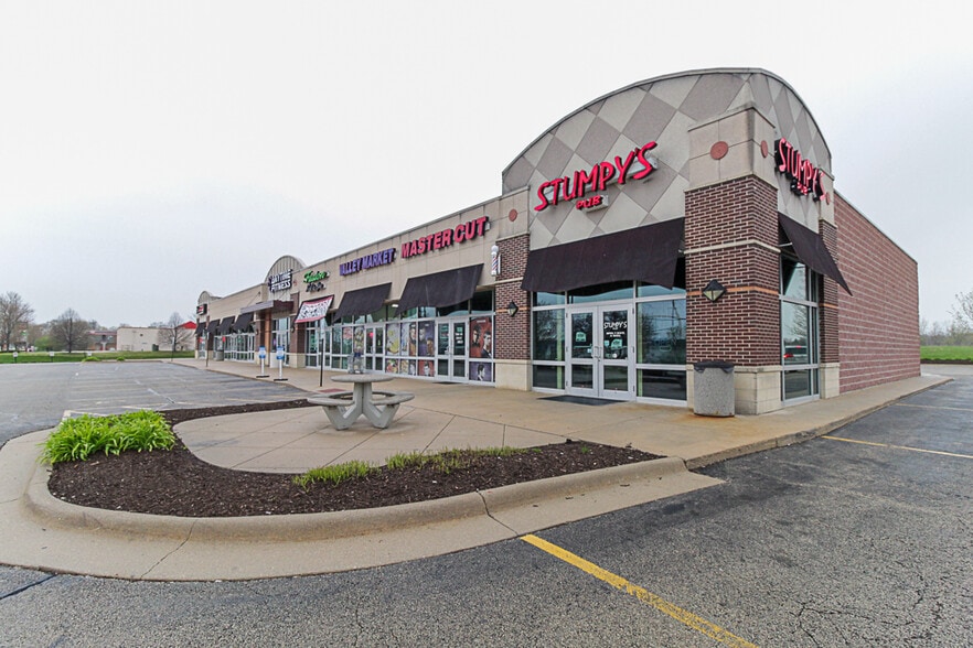 More Photos Of 5801 Columbia Pky, Rockford General Retail For Lease