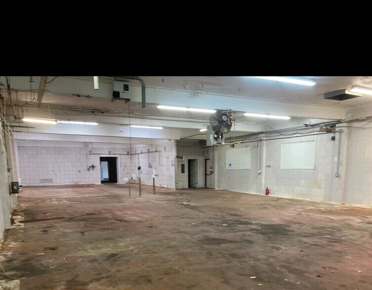 More Photos Of 1701-1713 E Elizabeth Ave, Linden Food Processing For Sale