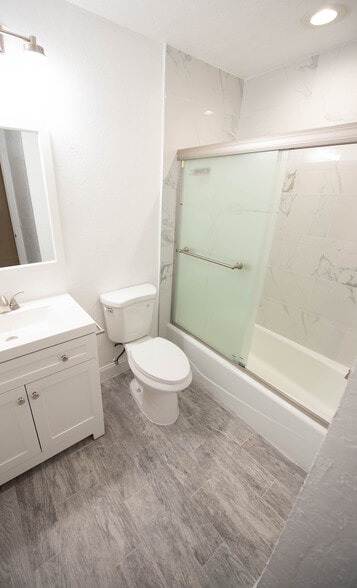 More Photos Of 1845 N Congress Ave, West Palm Beach Multifamily For Sale
