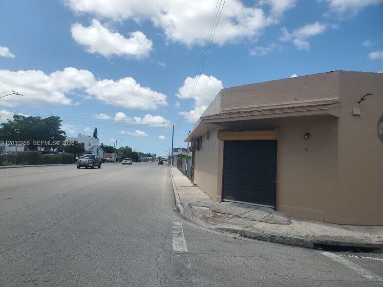 More Photos Of 5180-5182 NW 17th Ave, Miami Freestanding For Lease