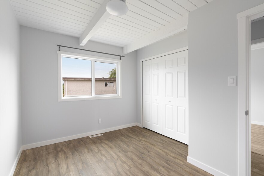 More Photos Of 470 Dogwood St, Campbell River Apartments For Sale