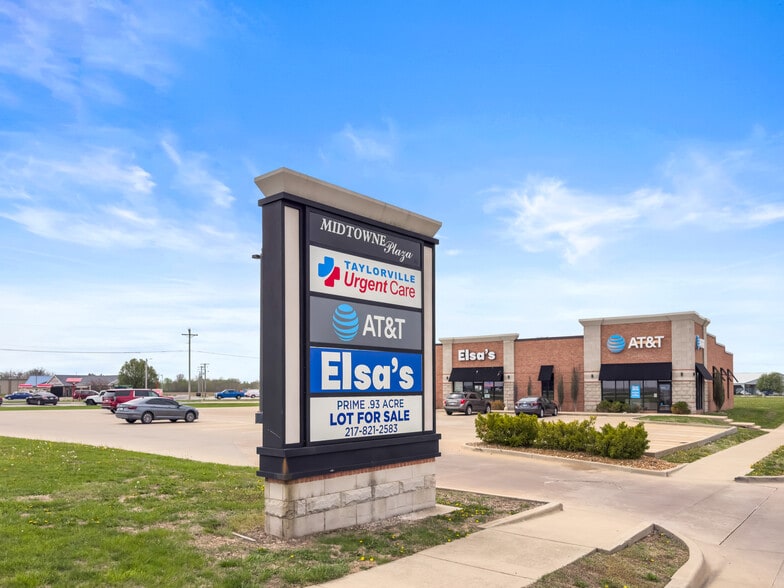 More Photos Of 1510 W Springfield Rd, Taylorville General Retail For Sale