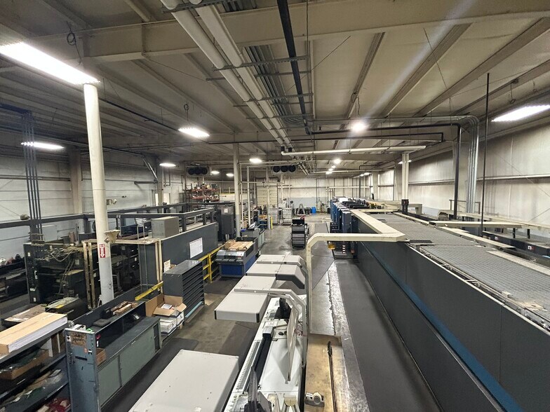More Photos Of 3340-3350 Main St, Ravenna Light Manufacturing For Sale