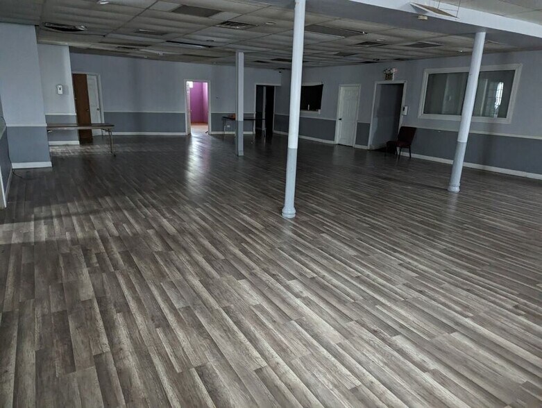 More Photos Of 740 W 59th St, Chicago Land For Lease