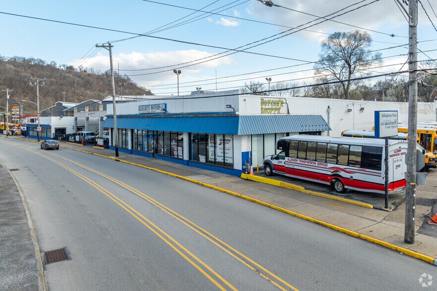 Primary Photo Of 11 Crescent St, Pittsburgh Auto Dealership For Lease