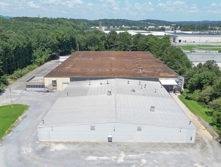Primary Photo Of 233 Brickyard Rd, Dalton Warehouse For Sale