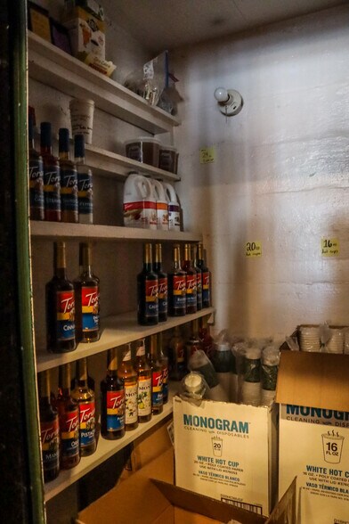 More Photos Of 426 Central Ave, Fairfield Storefront For Sale