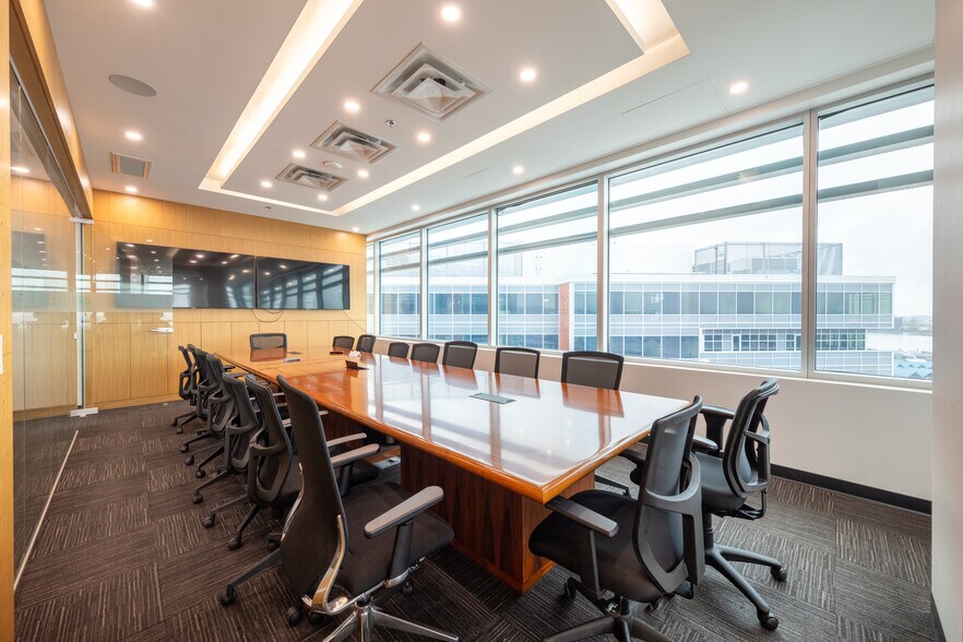 More Photos Of 8400 West Rd, Richmond Office For Sale