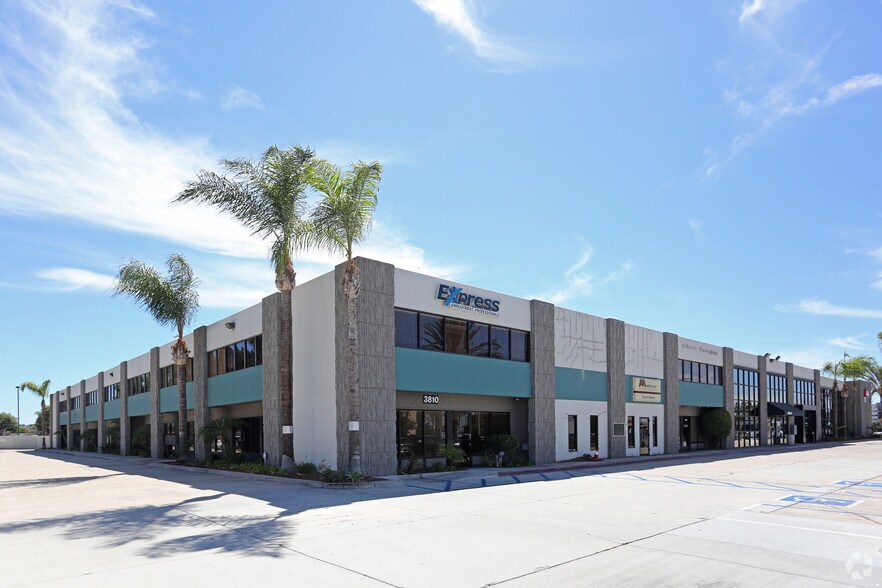 More Photos Of 1008-1028 N Tustin Ave, Anaheim Unknown For Lease