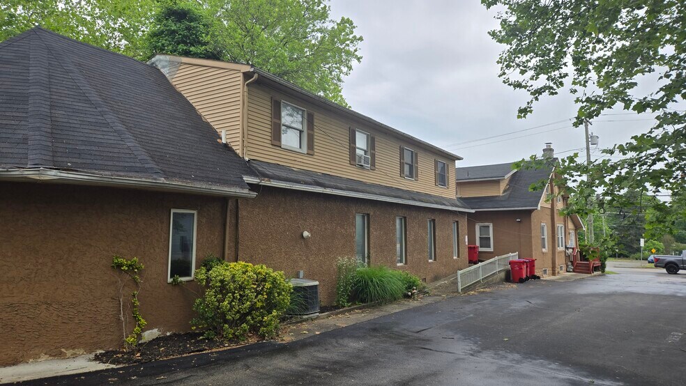 More Photos Of 2792 Egypt Rd, Audubon Office Residential For Sale