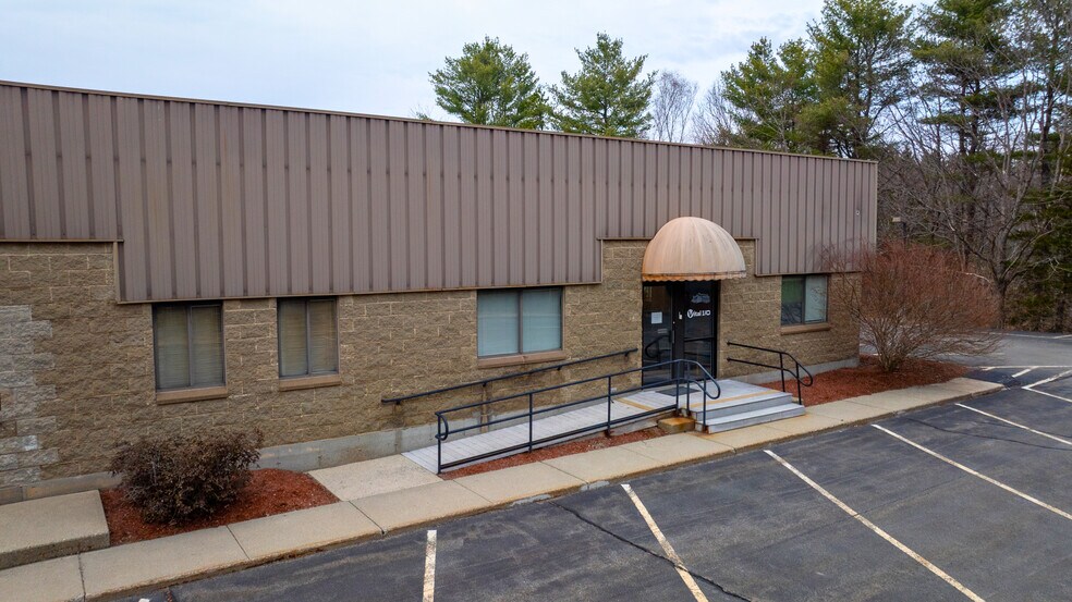 More Photos Of 4 Industrial Pky, Brunswick Manufacturing For Lease