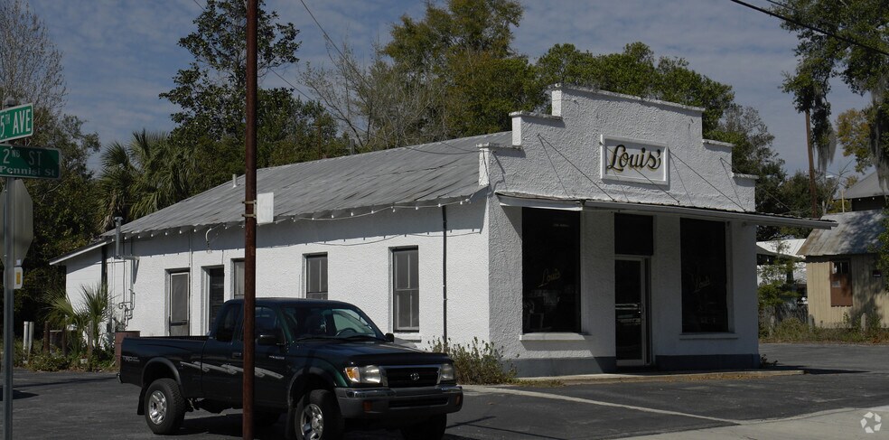 Primary Photo Of 436 SE 2nd St, Gainesville Restaurant For Lease