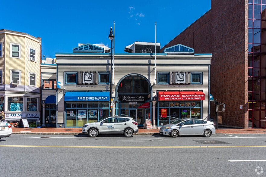 More Photos Of 16-18 Eliot St, Cambridge Storefront Retail Office For Lease