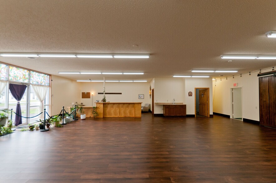 More Photos Of 23 W St. Patrick St, Rice Lake Storefront For Sale