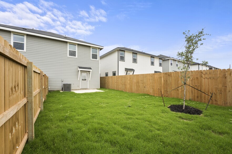 More Photos Of 8015 Dial Ike Dr, San Antonio Apartments For Sale