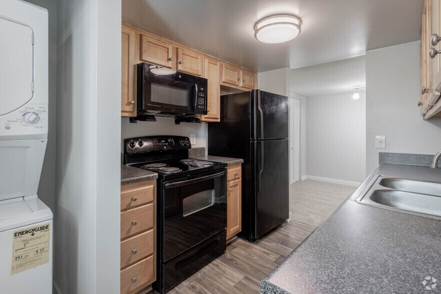 More Photos Of 6701 Carnation St, Richmond Apartments For Sale