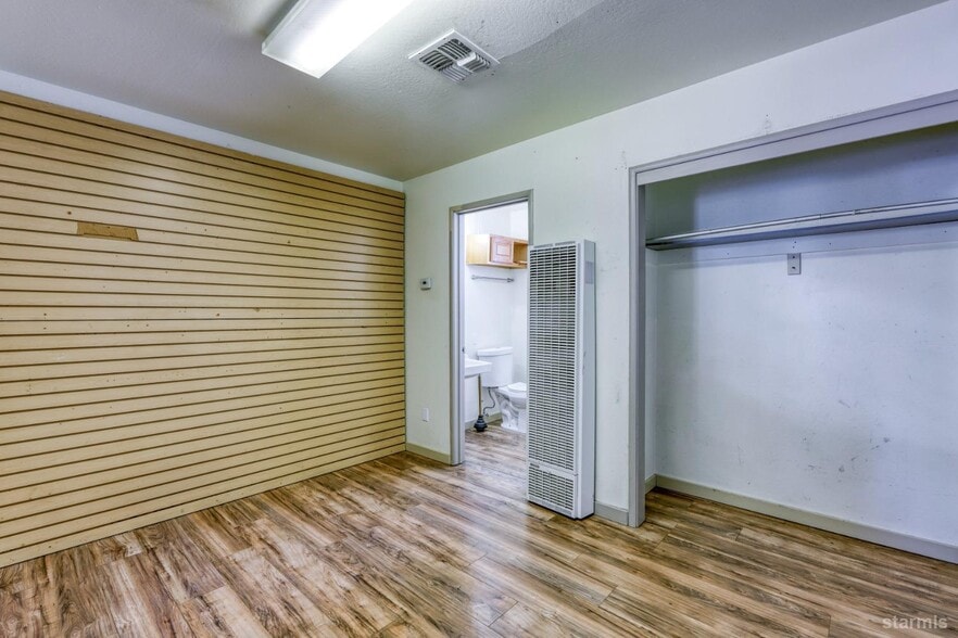 More Photos Of 3816 Pioneer Trl, South Lake Tahoe Office For Sale
