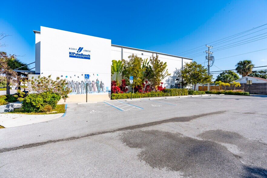 More Photos Of 1014 N Dixie Hwy, Lake Worth Beach Loft Creative Space For Sale