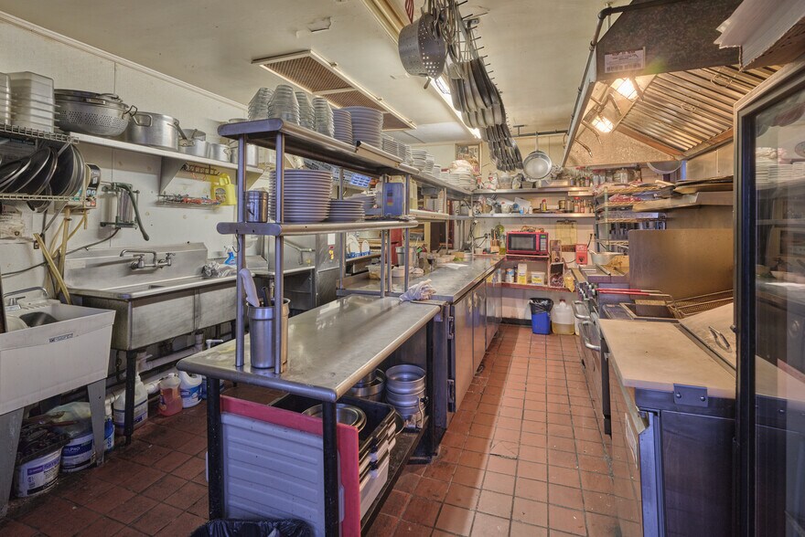 More Photos Of 13 Bridge St, Stockton Storefront Retail Residential For Sale