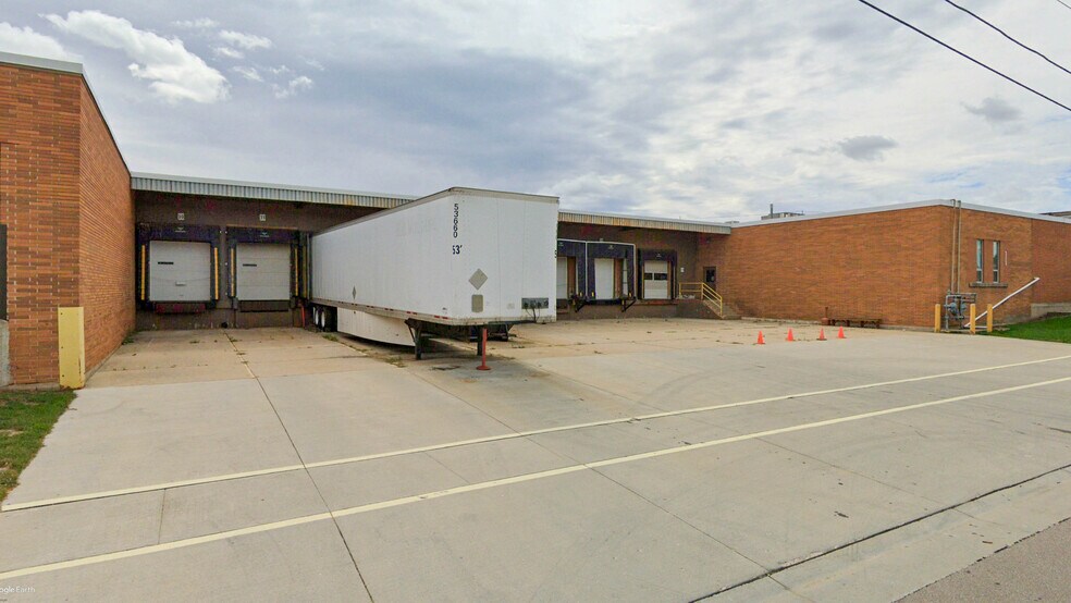 More Photos Of 901-1031 Janesville Rd, Fort Atkinson Manufacturing For Sale