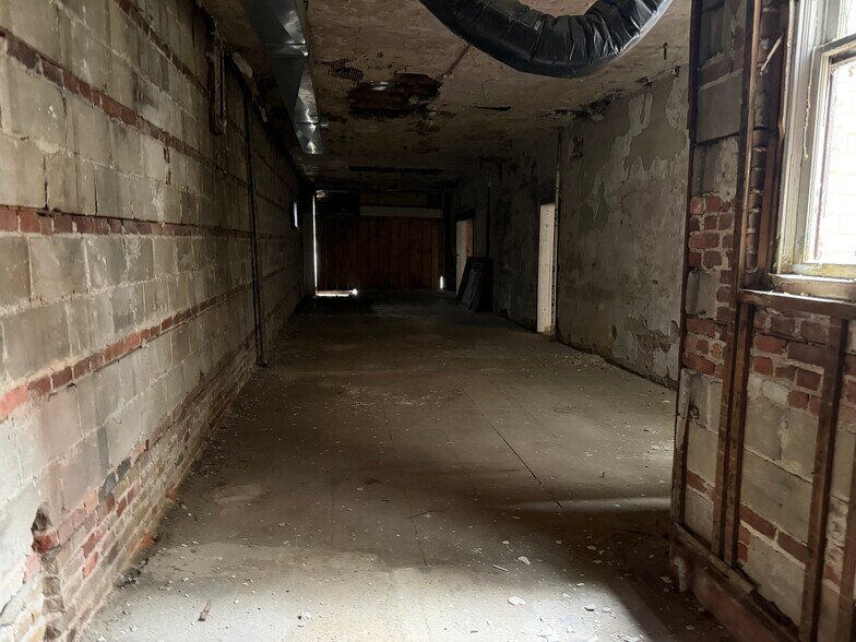 More Photos Of 1600 Arctic Ave, Atlantic City Storefront Retail Residential For Sale