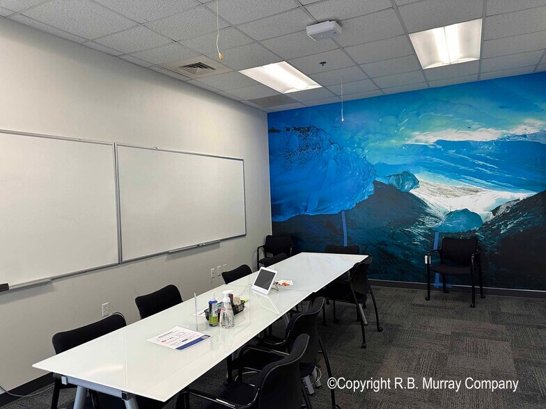 More Photos Of 4124 S McCann Ct, Springfield Medical For Lease