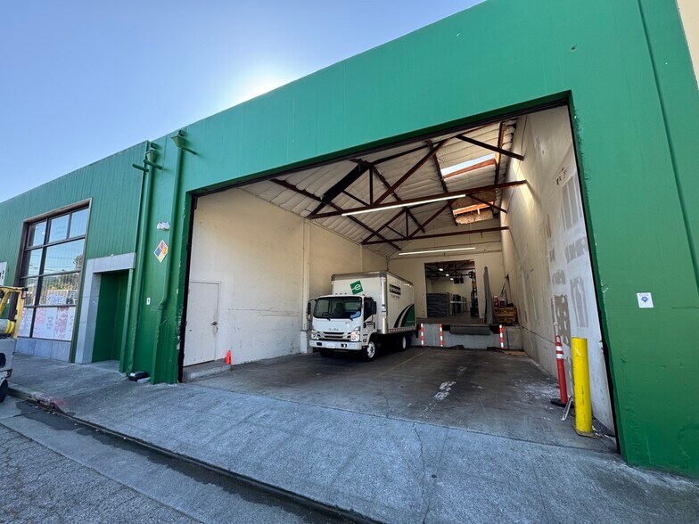 More Photos Of 822 Anthony St, Berkeley Flex For Lease