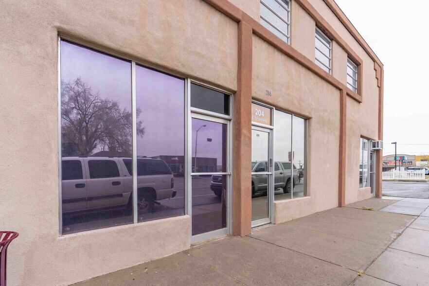 More Photos Of 120 S Commercial Ave, Farmington Office For Sale