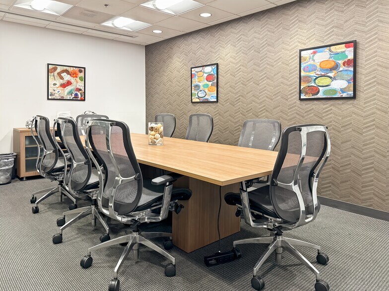 More Photos Of 2447 Pacific Coast Hwy, Hermosa Beach Coworking Space