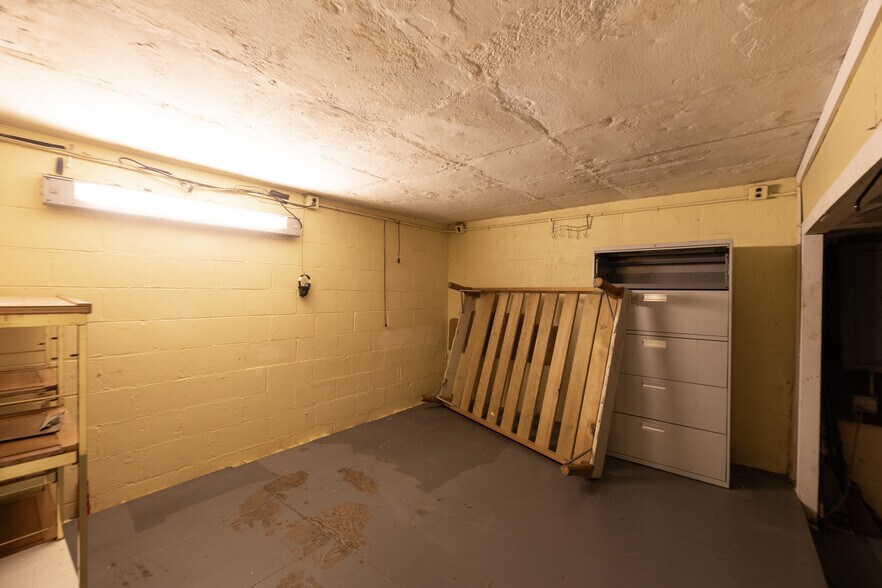 More Photos Of 5-11 Livingstone St, Boston Industrial For Sale
