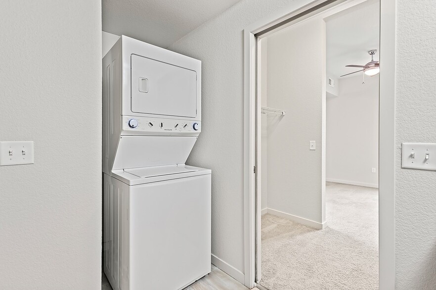 More Photos Of 1552 E 17th Ave, Denver Apartments For Lease
