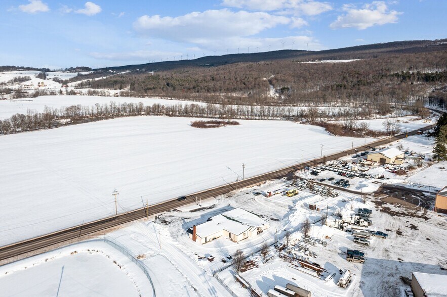 More Photos Of 8557 Mason Dixon Hwy, Meyersdale General Retail For Sale