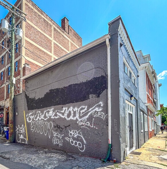 More Photos Of 2100-2102 Maryland Ave, Baltimore Apartments For Sale
