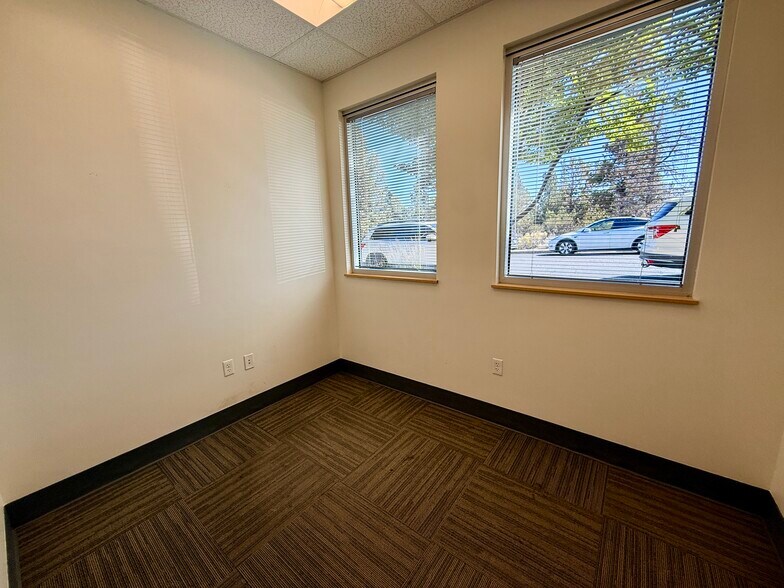 More Photos Of 2239 NE Doctors Dr, Bend Medical For Lease