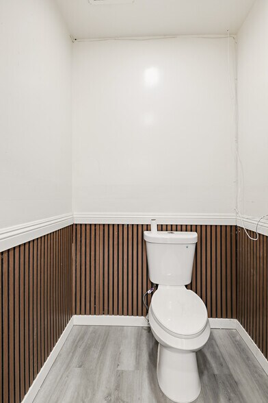 More Photos Of 328-332 W Main St, Merced Storefront For Lease