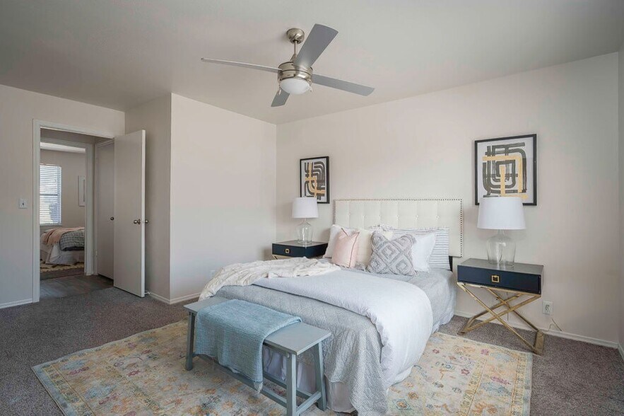 More Photos Of 275 S Fort Ln, Layton Apartments For Sale