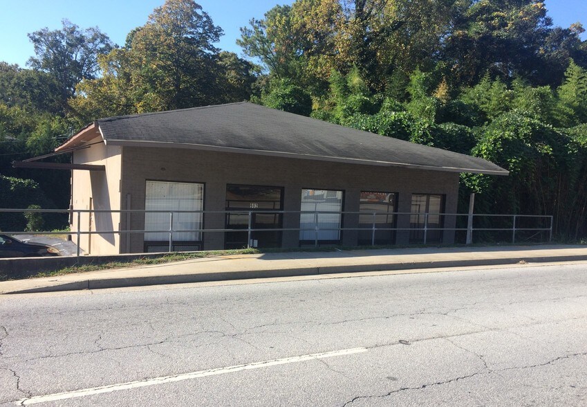 More Photos Of 982 Cleveland Ave, Atlanta Office For Sale