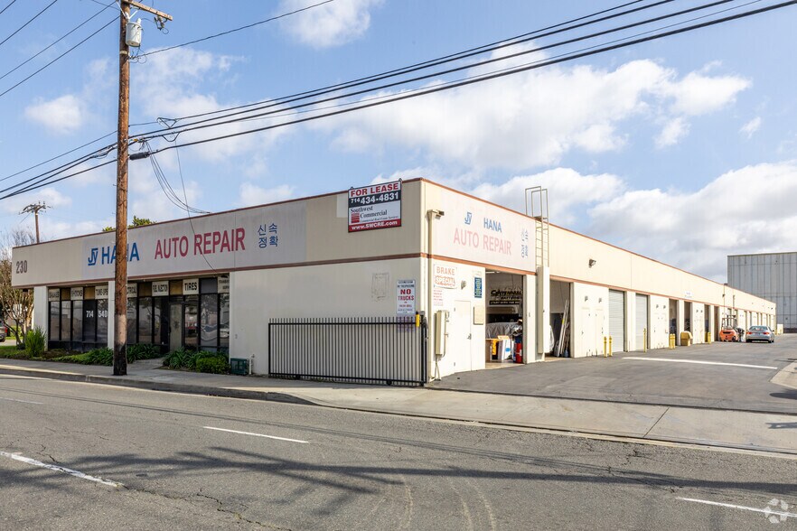 Primary Photo Of 230 E Dyer Rd, Santa Ana Manufacturing For Lease