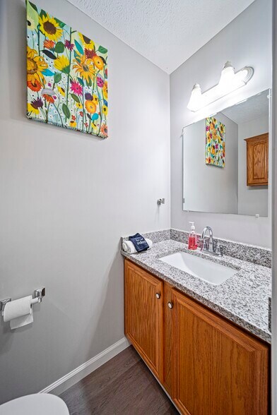 More Photos Of 6037 Lake Rd W, Ashtabula Apartments For Sale