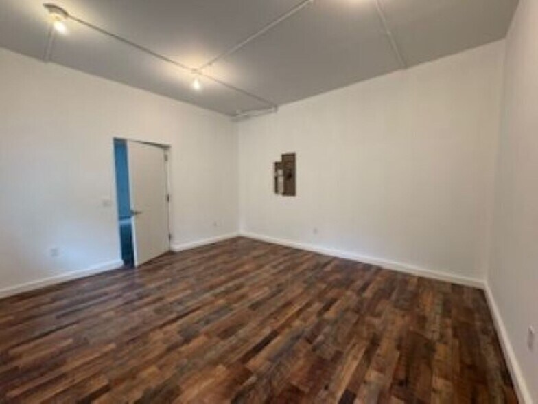 More Photos Of 160 Rt 206, Chester Office For Sale