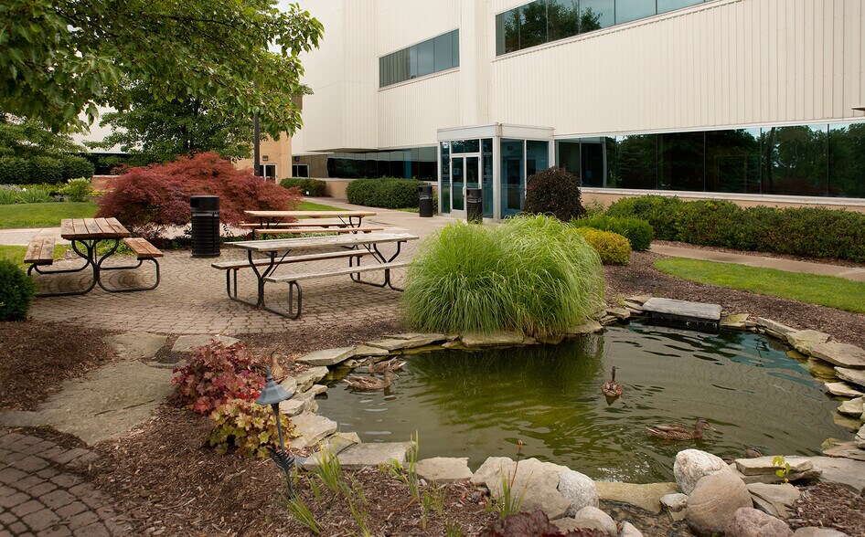 More Photos Of 4147 Eastern Ave SE, Wyoming Office For Sale