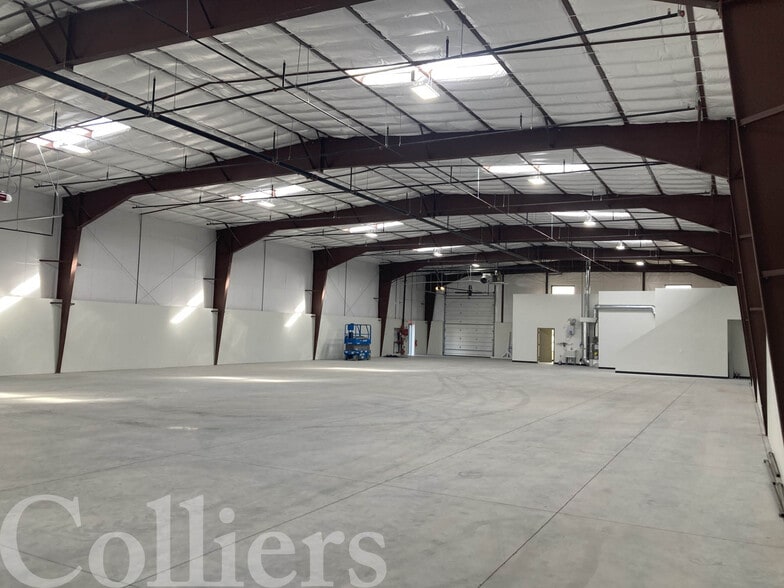 More Photos Of 8515 E Cash Ln, Nampa Warehouse For Lease