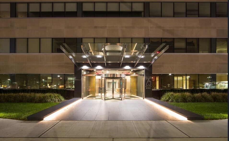 More Photos Of 25 Deforest Ave, Summit Office For Lease