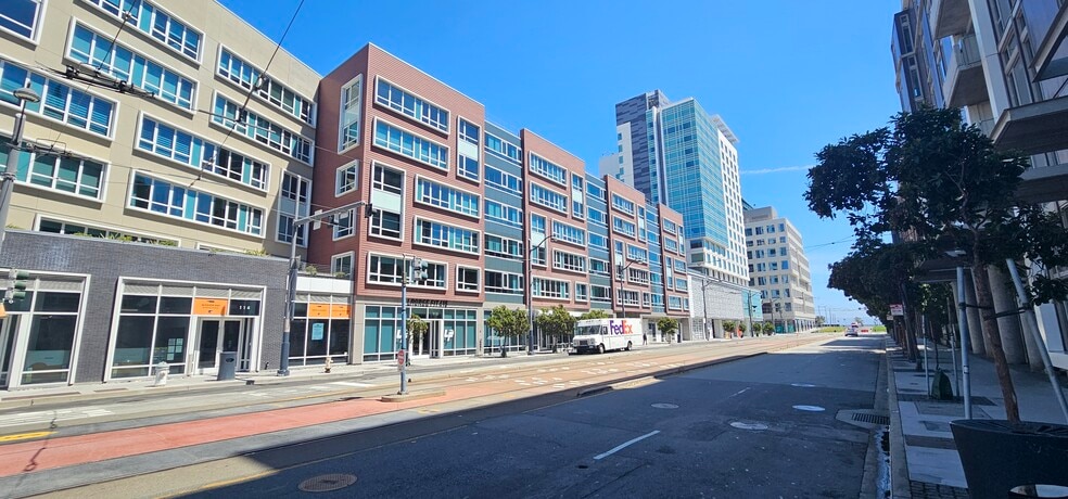 More Photos Of 114 Channel St, San Francisco Specialty For Lease